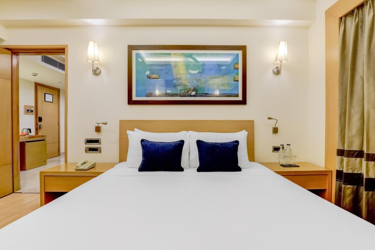 Hotel Lemon Tree Premier, Delhi Airport Nueva Delhi Exterior foto A room at the hotel