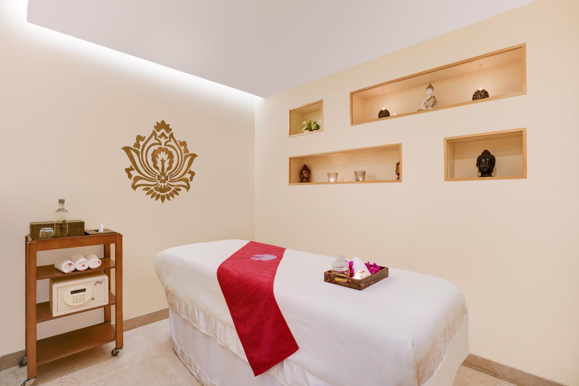 Hotel Lemon Tree Premier, Delhi Airport Nueva Delhi Exterior foto Spa at The Oberoi, Mumbai